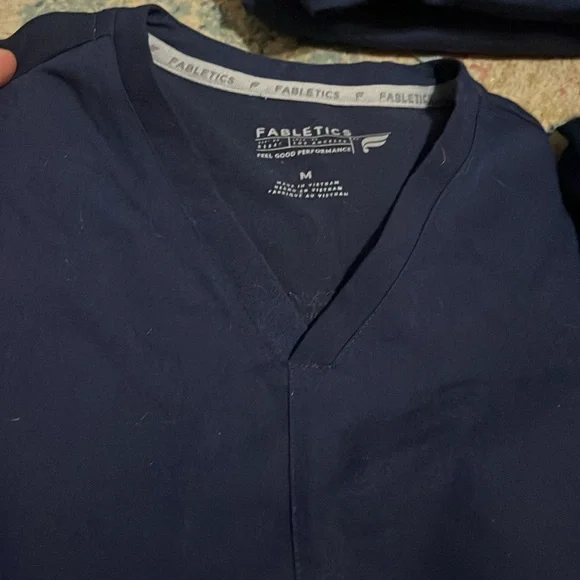 Navy nursing scrubs three pairs m/l fabletics Dolan healing hands - Picture 2 of 7